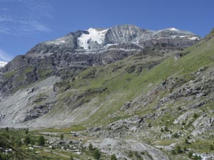 Blick oberhalb des Turtmannsees (2176 m) auf Les Diablons (3609 m) und Diablons Gletscher, 30.7.2017